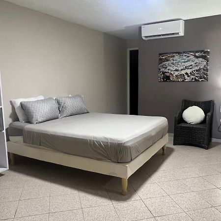 Cataleya Apartments Near Airport 威廉斯塔德 外观 照片
