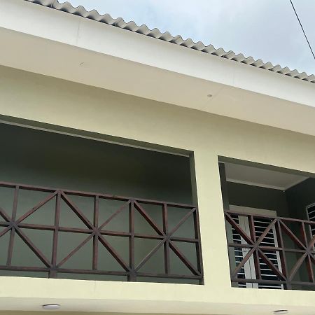 Cataleya Apartments Near Airport 威廉斯塔德 外观 照片