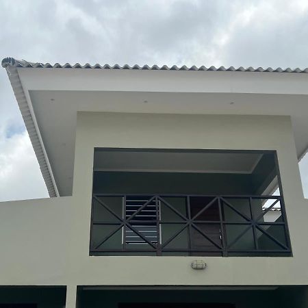 Cataleya Apartments Near Airport 威廉斯塔德 外观 照片